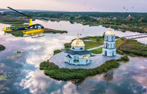 Фото, Вертолітний тур "Церква на воді" на Robinson R44