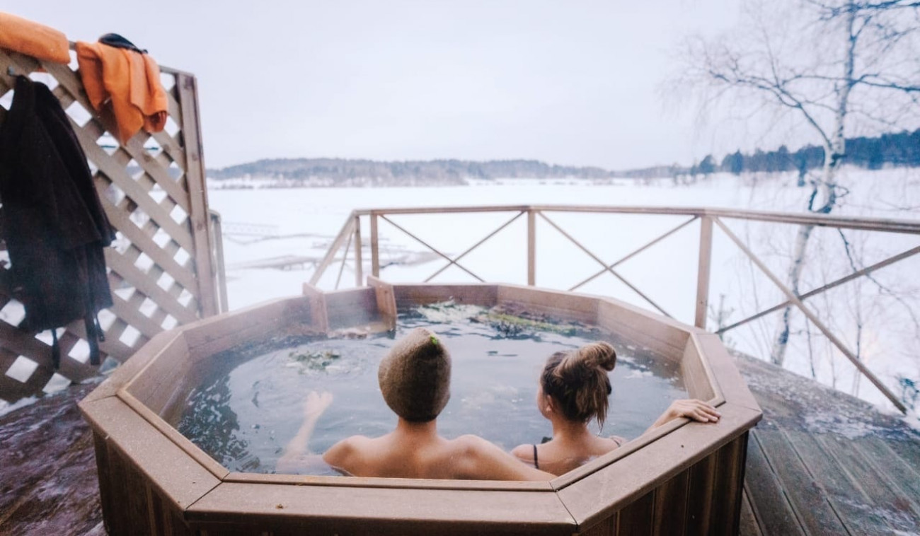 Купання в чані для двох