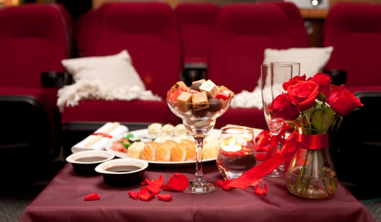 Вкусный киновечер для двоих на теплоходе